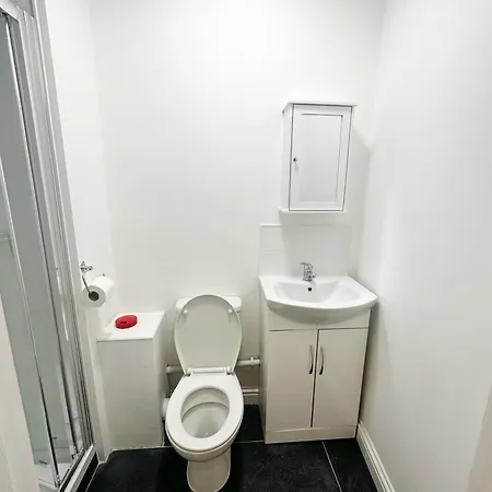 493 London