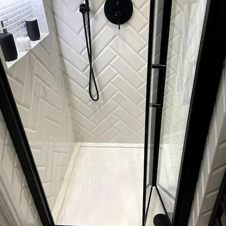 Private Access Double Ensuite - Ground Floor * Catford