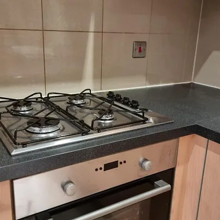 Two Bed Free Parking Near Colindale Station