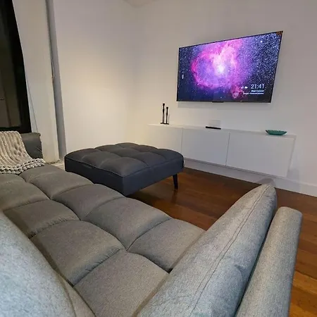 Apartment New Lux 1 Or 2 Bed Flats + Car Park + 5min Tube + Fast Wifi *