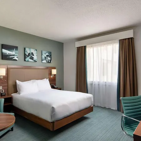 Hilton Garden London Heathrow Airport 4* Hillingdon