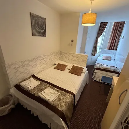 Earls Court Guest house
