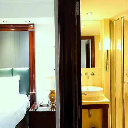 Dreamtel Kensington 3* London