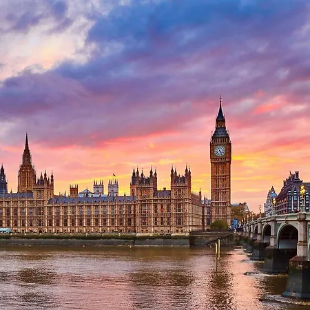 Park Plaza Riverbank Hotel Londen