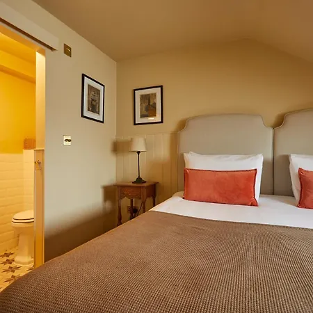 Georgian House Hotell