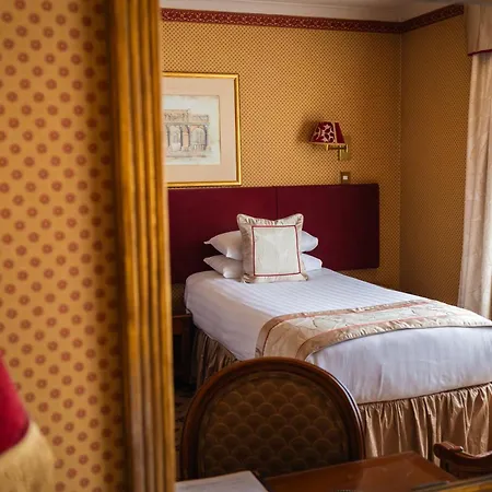 Hotel London Lodge Hotel 3*