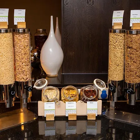 Doubletree By Hilton Ealing 4* Лондон
