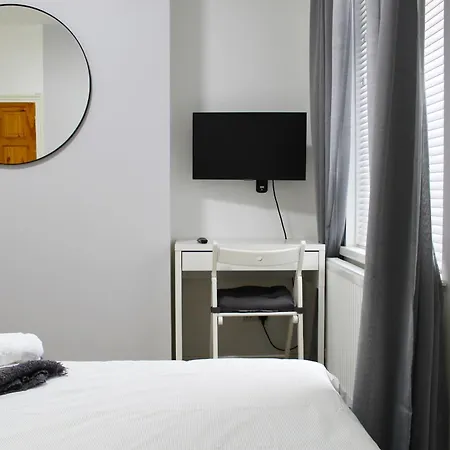 Appartement Modern Ground Floor Flat - 15 Min To Central
