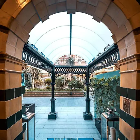 Taj 51 Buckingham Gate And Residences מלון