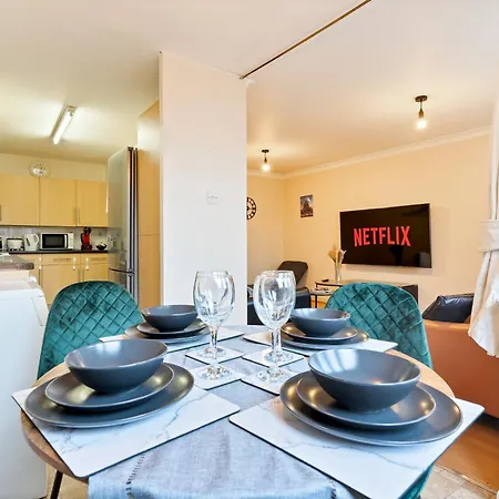 Apartment Kensington 3 Bedroom Flat Close2subway London