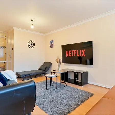 Kensington 3 Bedroom Flat Close2subway Apartment London