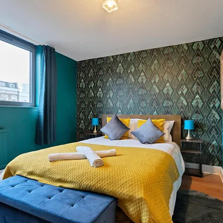Apartment Kensington 3 Bedroom Flat Close2subway London