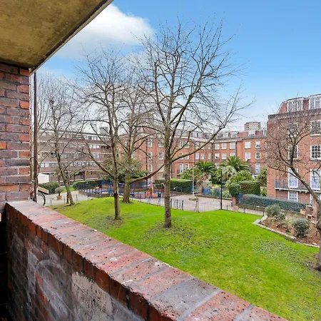 Kensington 3 Bedroom Flat Close2subway Apartment
