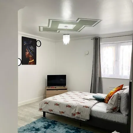 Apartmán Charming Spacious 1-bed In