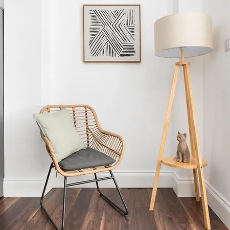 The Peckham Apartment *