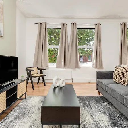 The Acton Luxury Flat