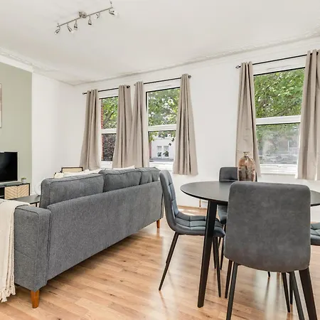 The Acton Luxury Flat Apartment *