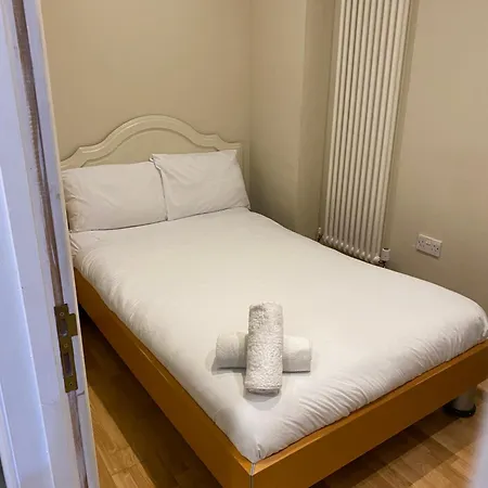 Apartment Spacious 3-bed In