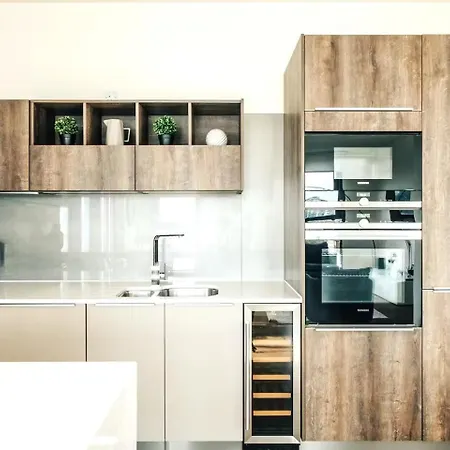 3 Bedroom Penthouse With Private Terrace, Battersea, Nine Elms Londýn