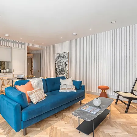 Luxury Flats Near Big Ben And Eye * London