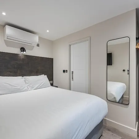 St Pancras 4* London