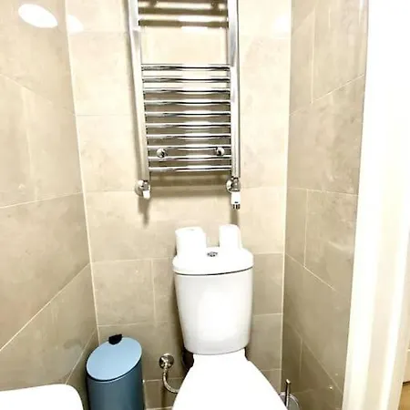Private Studio In Central Moments From Oxford St Londres