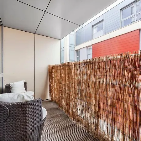 Apartment Charming & Large 1-bedroom In The Heart Of