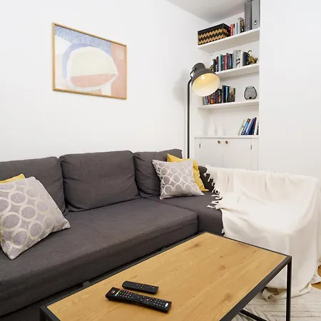 Appartamento Lovely In Victoria Park Village Londra