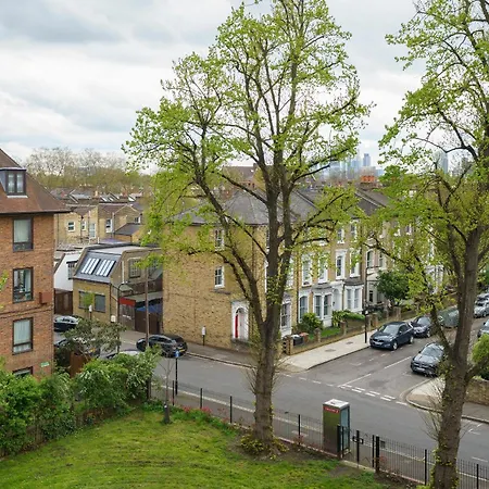 Lovely In Victoria Park Village Appartamento *