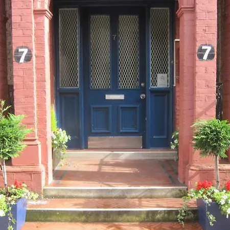 Guest house In Chelsea 2*