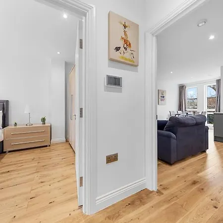 Luxury Bermondsey Apartment *