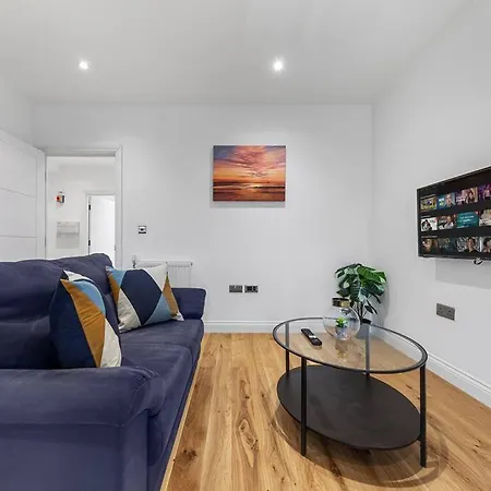 Luxury Bermondsey Apartment London