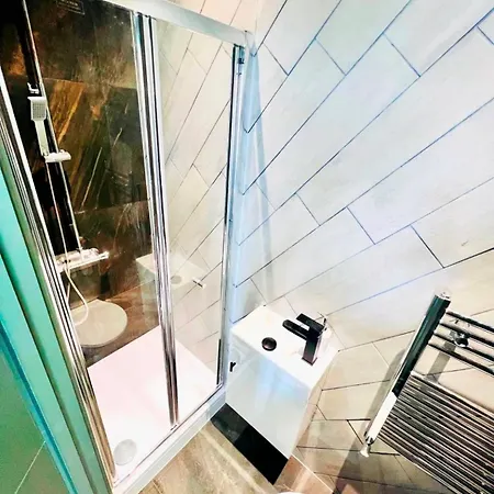 43 Ensuite Look Like Locations *