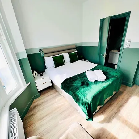 43 Ensuite Look Like Locations *
