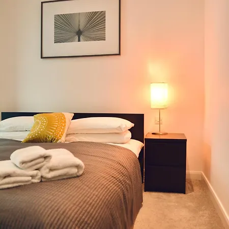 2 Bedroom Discovery Dock