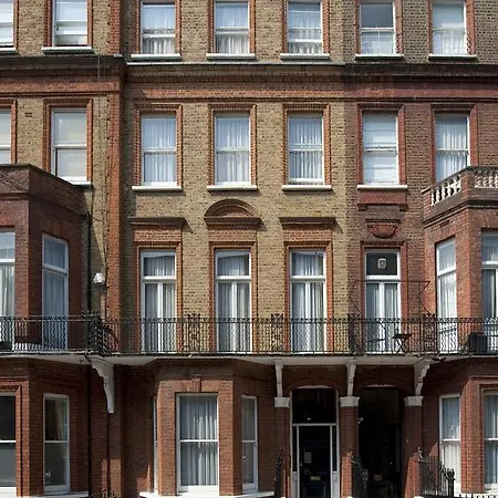 Hotel Astons 3*