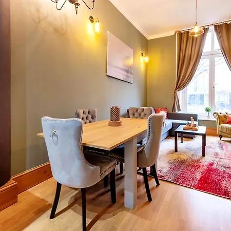 2 Bedroom In Center Of Apartmán *