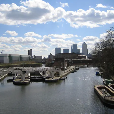Apartment Canary Wharf Skyline Sanctuary London