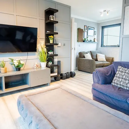 Canary Wharf Skyline Sanctuary Apartment *