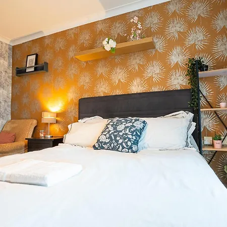 Canary Wharf Skyline Sanctuary Apartment *