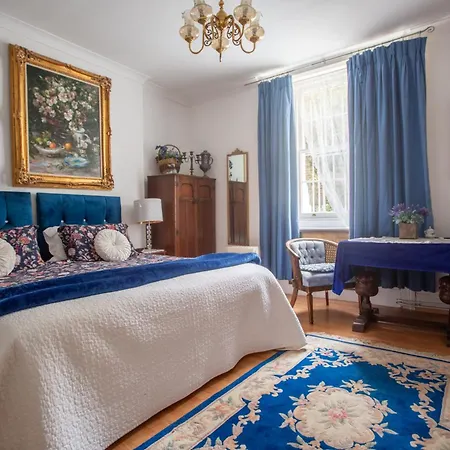 Bed & Breakfast Juliette's London