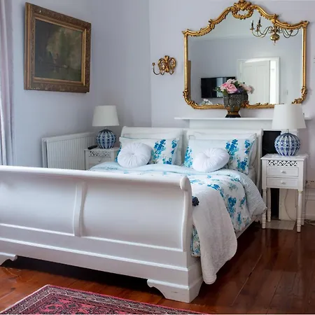Juliette's Bed & Breakfast London