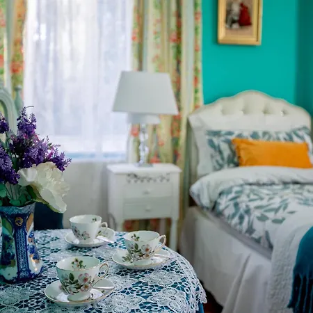 Juliette's Bed & Breakfast 3*