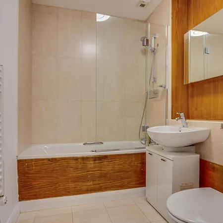 2 Bed In West Hampstead