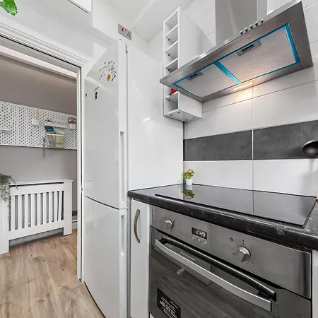 Apartment Stylish, Fully Equipped Beside Hyde Park *