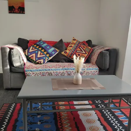 Charming 1-bed Loft In * Romford