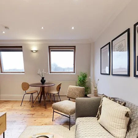 The Cradle - Spacious 1bdr Flat Apartment *