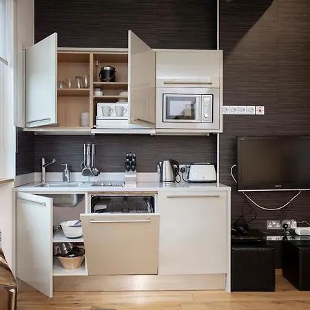 Space Apartmanhotel London