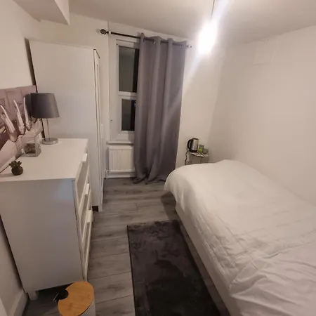Affittacamere Cozy 25 Min Liverpool Street