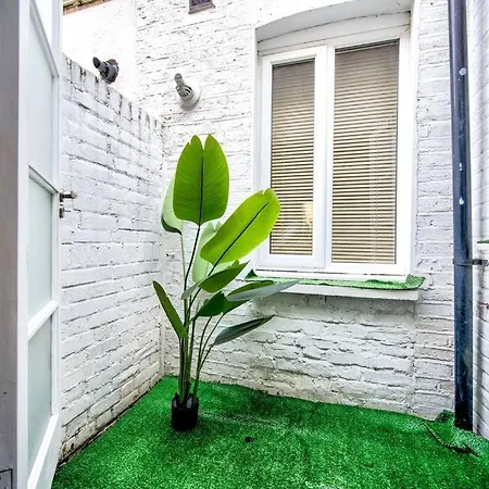 Camden Cocoon, 2' From Tube Up To 4 *